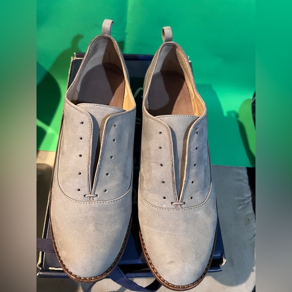 Splendid Gray Leather No Tie Slip on Oxfords size 9 - Picture 15 of 16